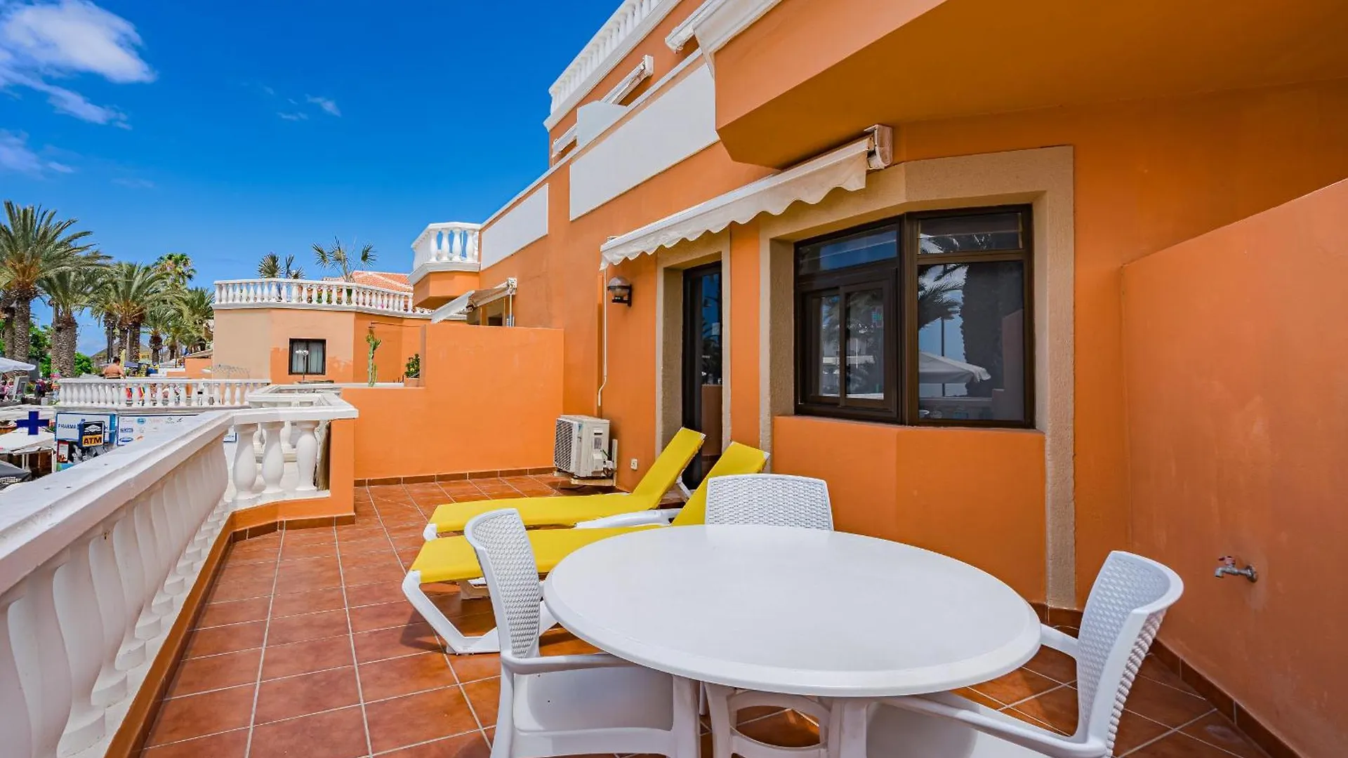 Apartament Complejo Tenerife Royal Garden Playa de las Americas  0*, Playa de las Americas (Tenerife)